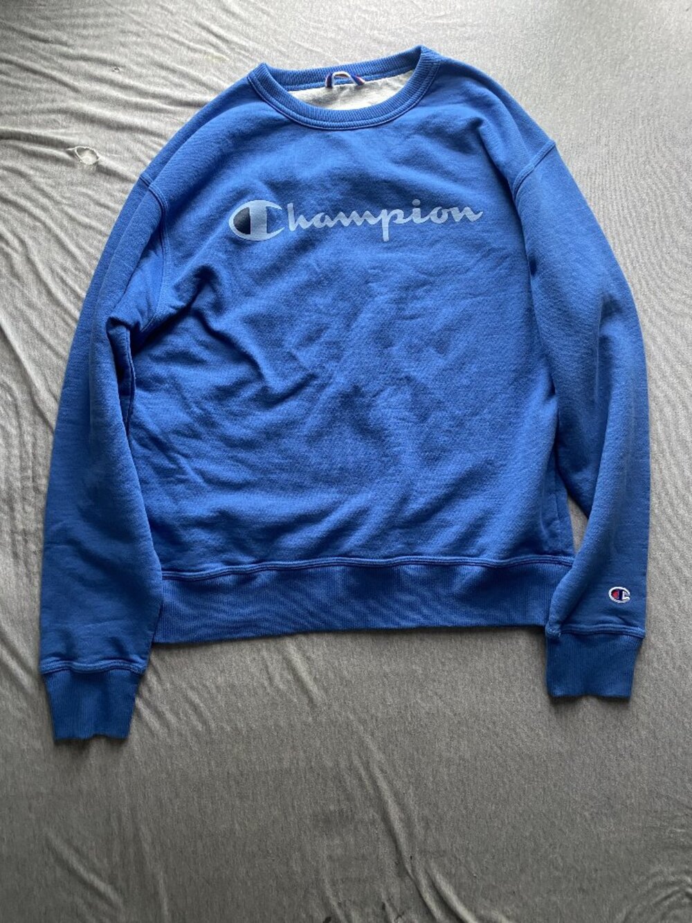 Champion Blue Reverse Weave-Style Crewneck Sweatshirt π - Picture 1 of 1